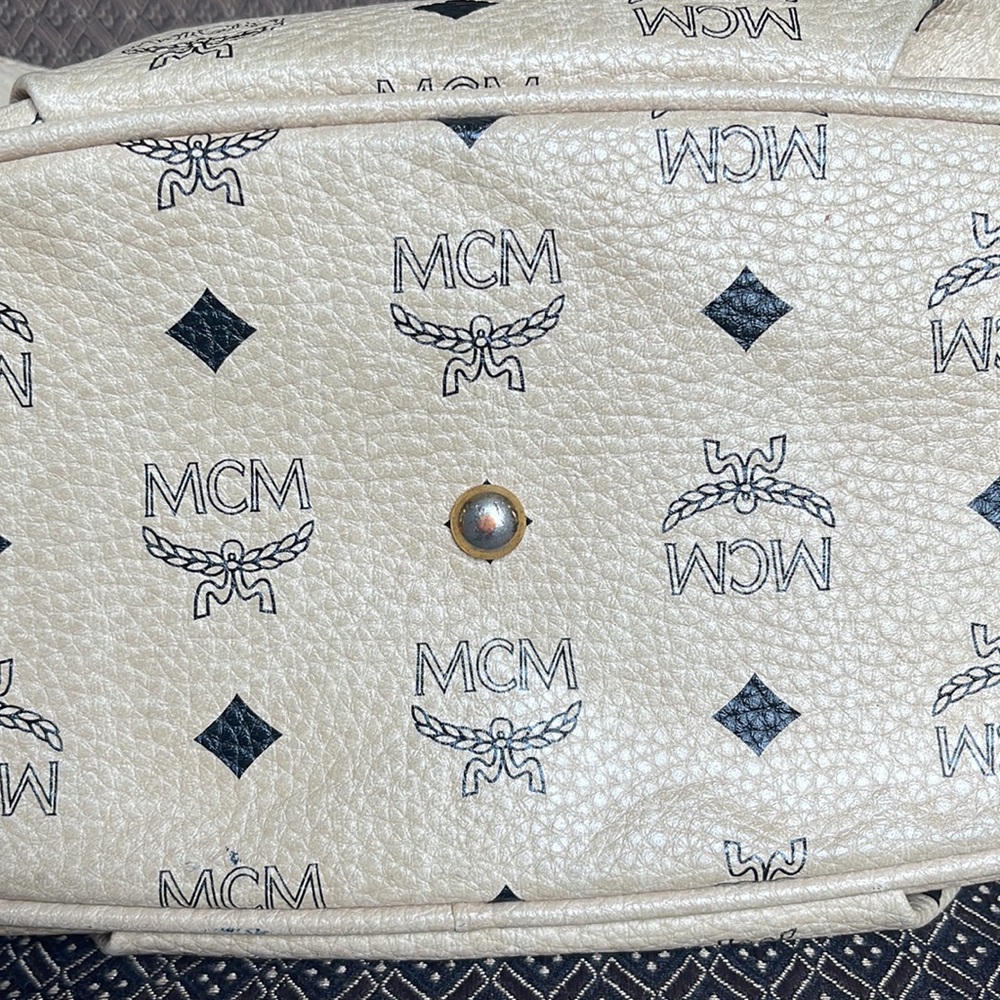 MCM BEIGE VISETOS COATED LOGO CANVAS & LEATHER HOBO SHOULDER OR CROSSBODY BAG - Picture 13 of 17